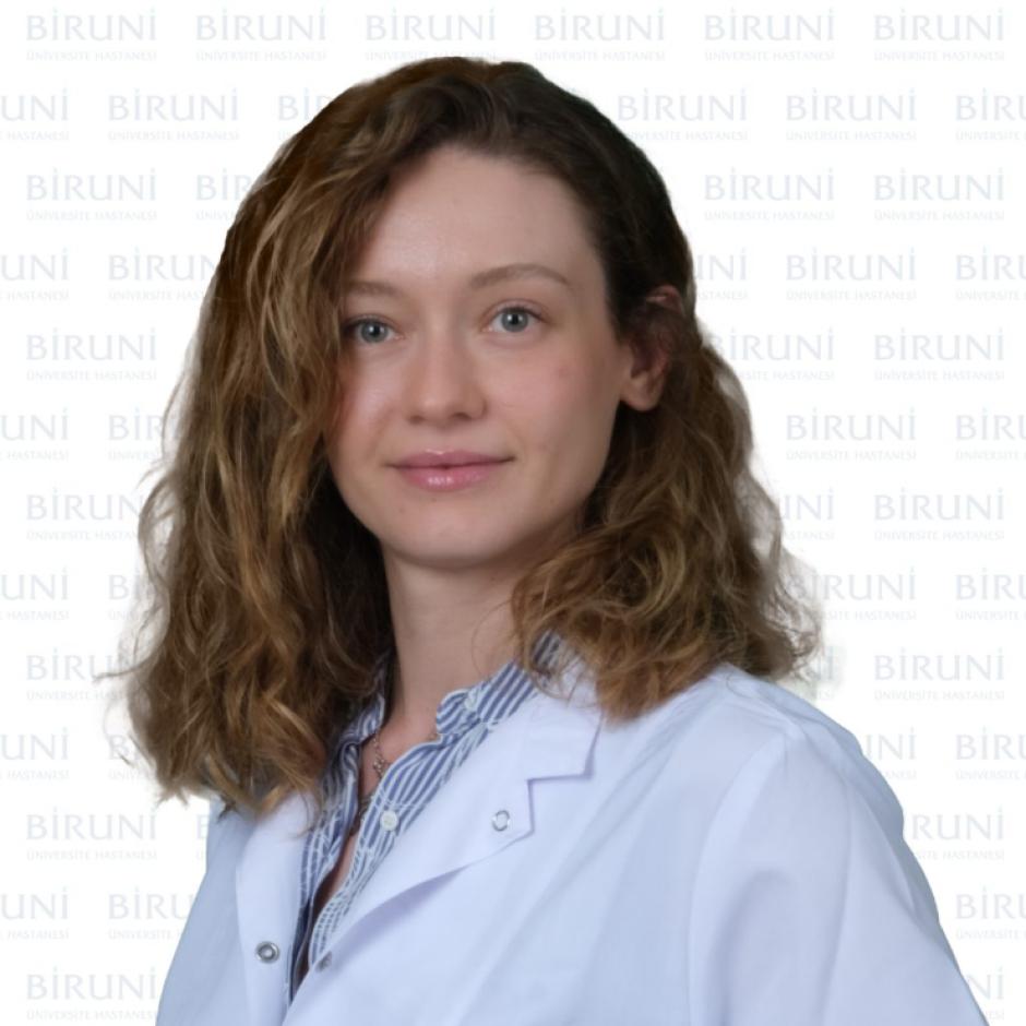 Prof. Conferenciante Dr. Betül BALLI DEMİREL